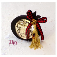 Γούρι ρόδι μαύρο-χρυσό πλέξιγκλας Happy New Year