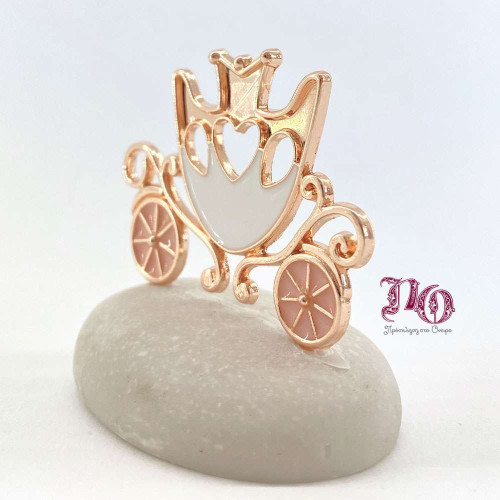 Μπομπονιέρα άμαξα σε βότσαλο