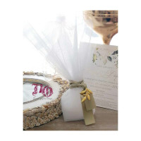 Μπομπονιέρα γάμου τούλι με κλαδί ελιάς