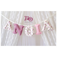 Γιρλάντα με όνομα σε ροζ-φλοράλ-σ.μήλο