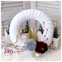 Χριστουγεννιάτικο στεφανάκι με κολοκύθες