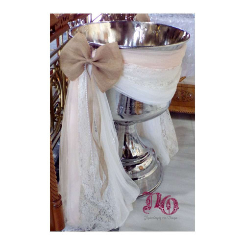 Ρομαντική γαμοβάπτιση στον Ι.Ν. Εσταυρωμένου