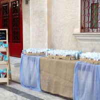 Στολισμός βάπτισης με θέμα το μουστάκι και το παπιγιόν