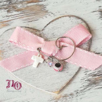 CG2143-Μαρτυρικό πέτου παραμάνα κλειδί του σολ με ροζ φιόγκο